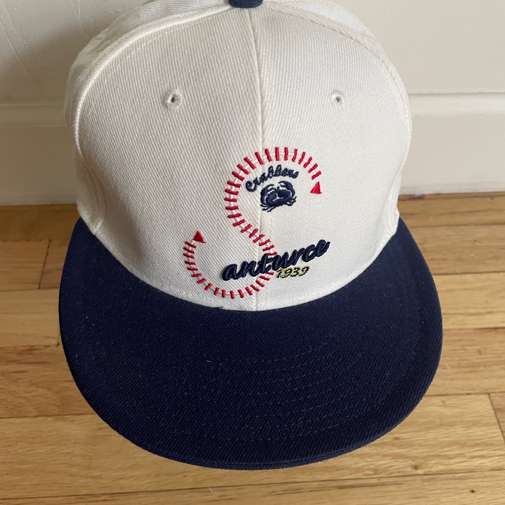 Puerto Rico Santurce Crabbas baseball cap 7 5/8 nwt